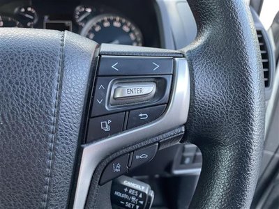 TOYOTA LAND CRUISER PRADO - 8