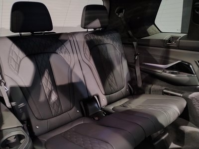 2024 BMW X7 缩略图 46