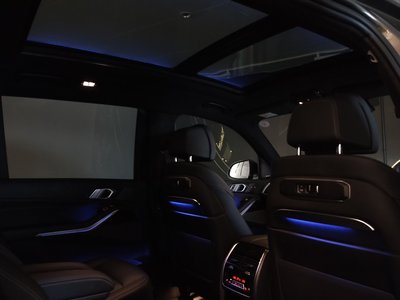 2024 BMW X7 缩略图 17