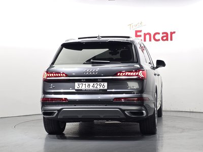 AUDI Q7 - 3