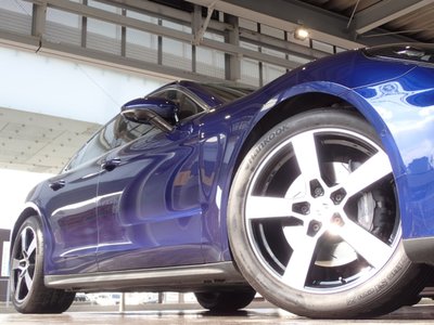 PORSCHE PANAMERA - 10