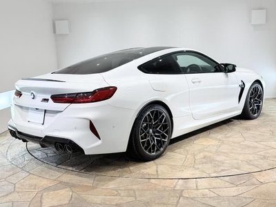 2024 BMW M8 照片 3