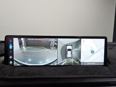 2022 Genesis GV70 thumbnail 16