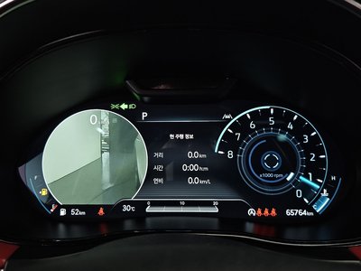 صورة 8 لـ 2022 Genesis GV70