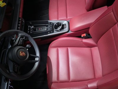 PORSCHE 911 - 9