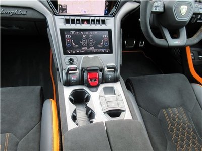 2023 Lamborghini URUS 缩略图 24