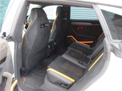 2023 Lamborghini URUS 缩略图 33