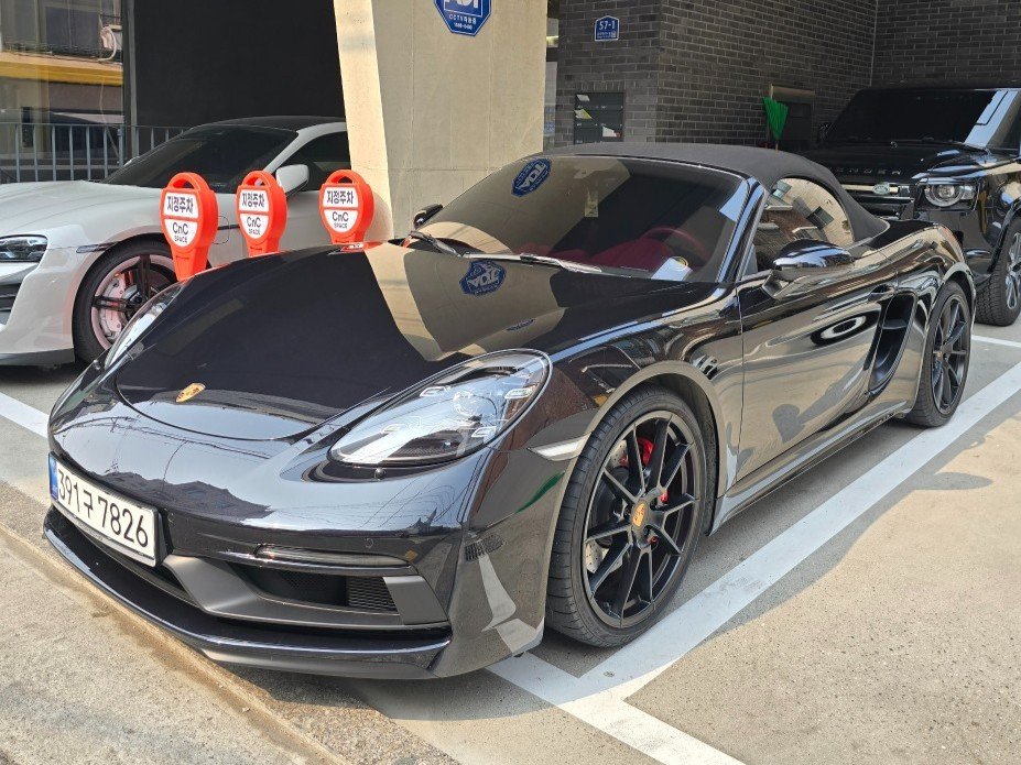 PORSCHE 718 - View 1