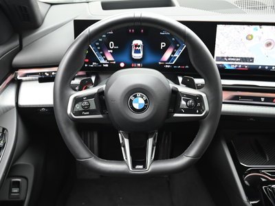2025 BMW 5 SERIES — миниатюра 13