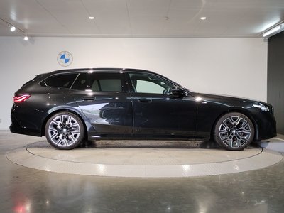 BMW 5 SERIES TOURING - 8