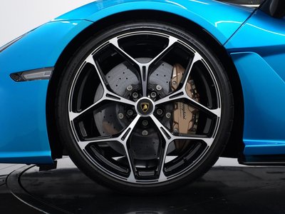 LAMBORGHINI REVUELTO - 5