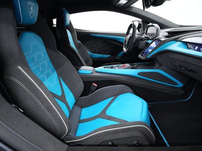 LAMBORGHINI REVUELTO - 10