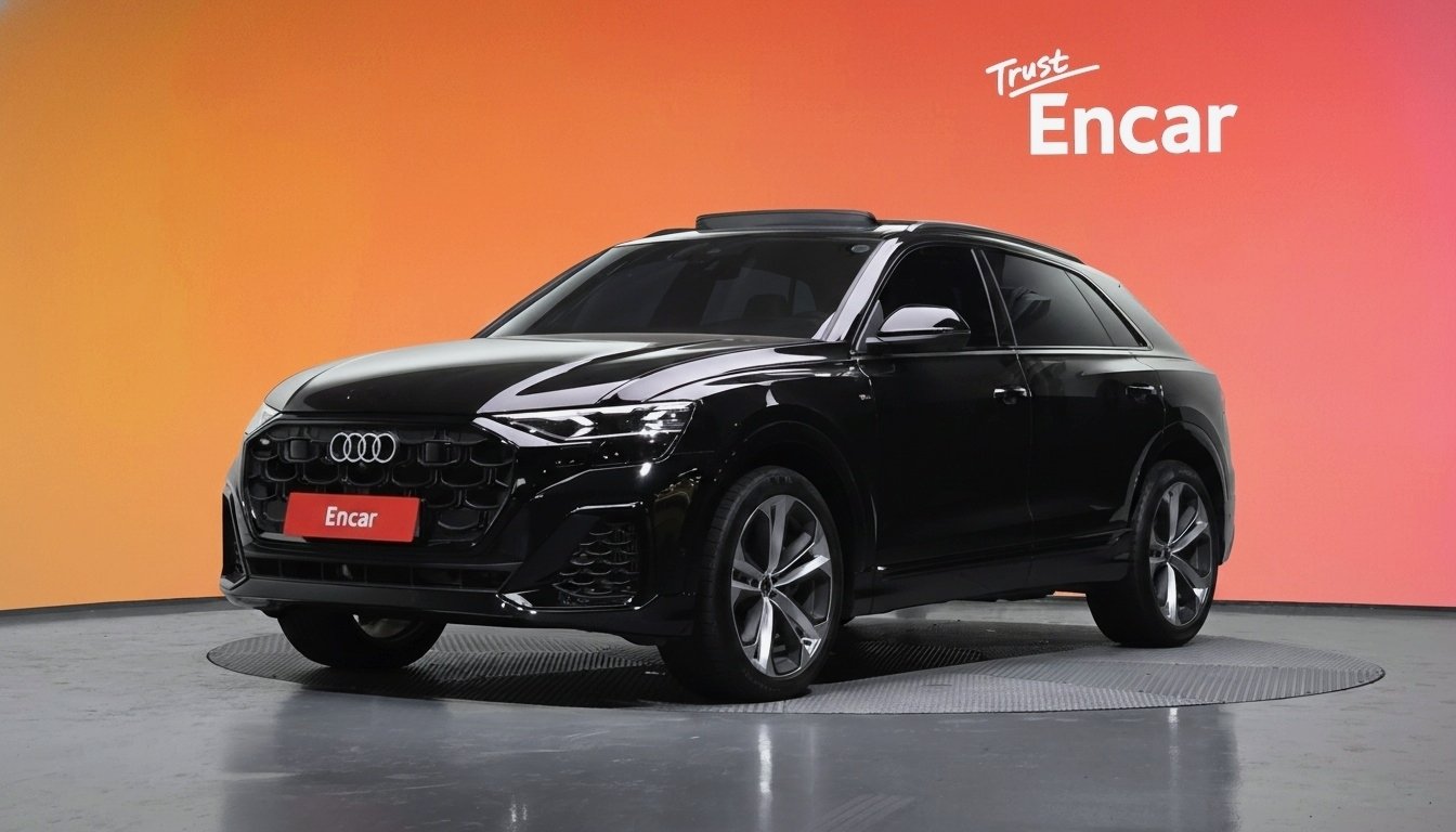 AUDI Q8 - View 1