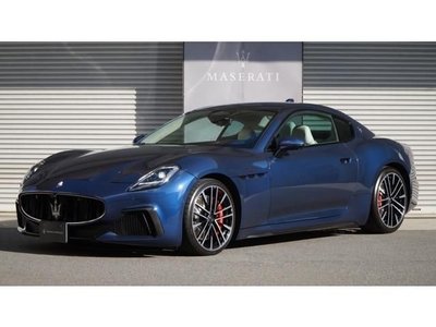 MASERATI GRANTURISMO - 1