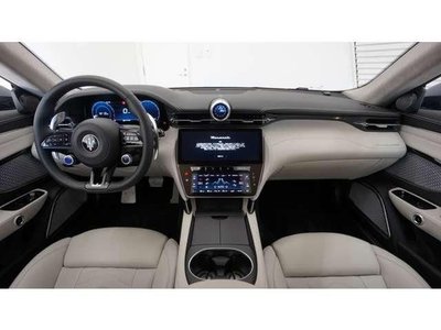 MASERATI GRANTURISMO - 8