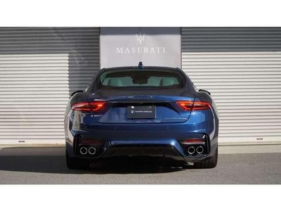MASERATI GRANTURISMO - 4