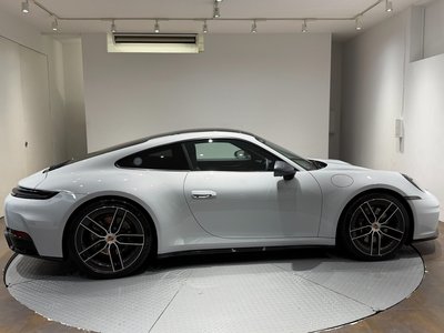PORSCHE 911 - 10