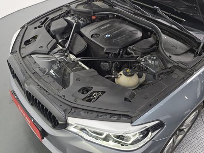 BMW 5 SERIES - 7