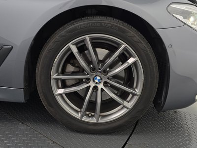 BMW 5 SERIES - 6