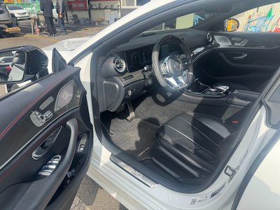 MERCEDES-BENZ CLS - 7