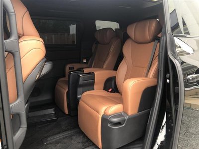 صورة مصغرة 29 لـ 2023 Toyota VELLFIRE