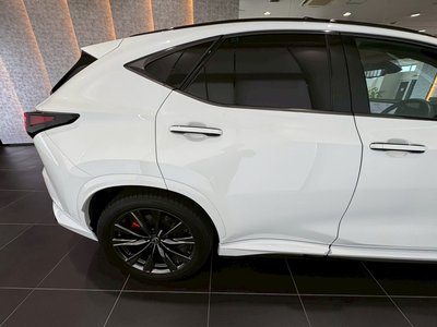 2025 Lexus NX — миниатюра 25