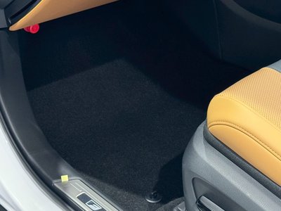 2025 Lexus NX — миниатюра 73