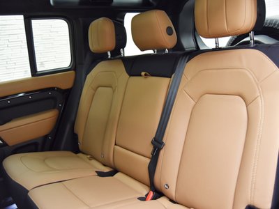 2025 LAND Rover DEFENDER — миниатюра 25