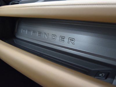 2025 LAND Rover DEFENDER — миниатюра 24