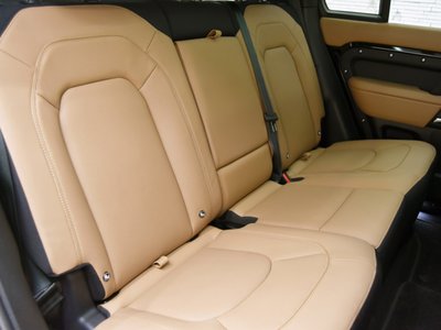 2025 LAND Rover DEFENDER — миниатюра 15