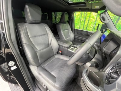 TOYOTA LAND CRUISER 250 - 8