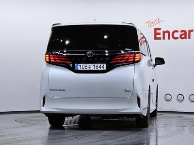 TOYOTA ALPHARD - 4