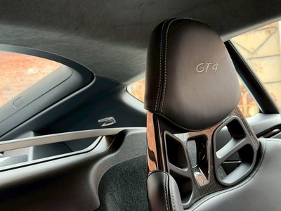 2016 Porsche CAYMAN thumbnail 33