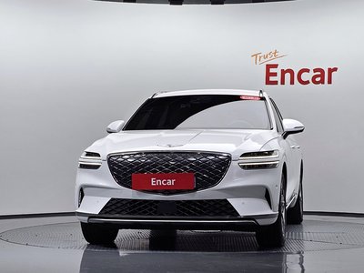 صورة 2 لـ 2022 Genesis ELECTRIFIED GV70