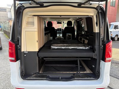 صورة 9 لـ 2018 Mercedes-BENZ V-CLASS