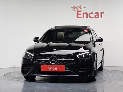 MERCEDES-BENZ E-CLASS - 2