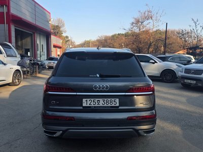 AUDI Q7 - 3