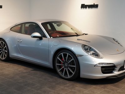 PORSCHE 911 - 6