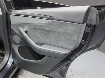 2025 Tesla MODEL Y thumbnail 15