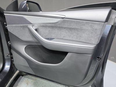 2025 Tesla MODEL Y thumbnail 14