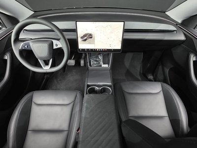 2025 Tesla MODEL Y — фото 5