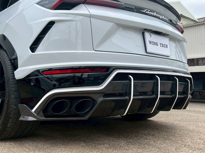 LAMBORGHINI URUS - 5