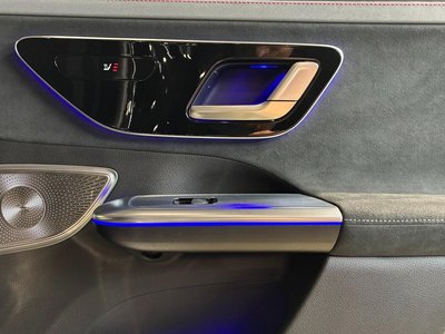 MERCEDES-BENZ EQE - 10