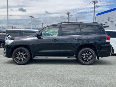TOYOTA LAND CRUISER 200 - 2