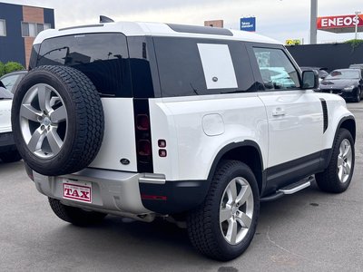 LAND ROVER DEFENDER - 5