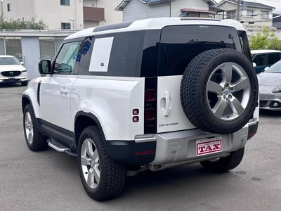 LAND ROVER DEFENDER - 7