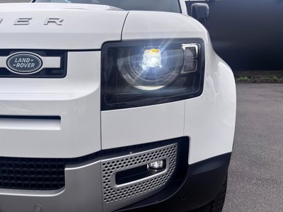 LAND ROVER DEFENDER - 10