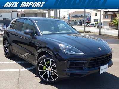 PORSCHE CAYENNE - 4