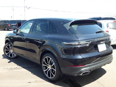 PORSCHE CAYENNE - 8