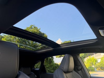 2023 Lexus RX — миниатюра 39